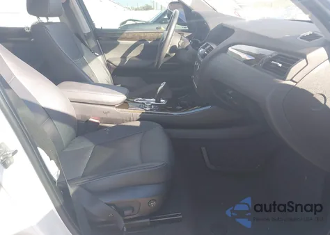 2013 BMW X3 xDrive28I z USA, uszkodzony, nr VIN 5UXWX9C50D0A14960